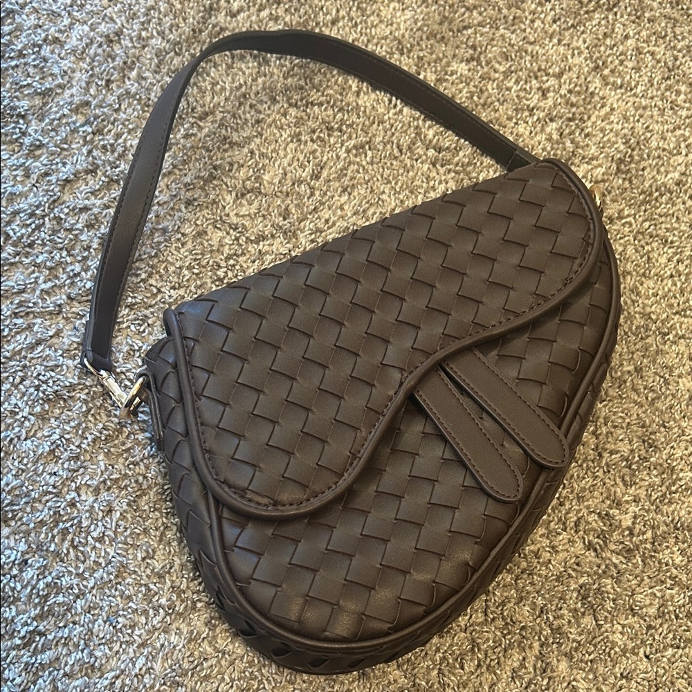 Woven Saddle Shoulder Bag in Dark Brown (long strap included)